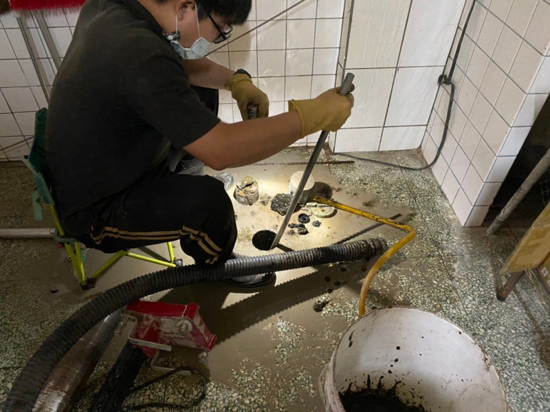 【價錢透明．歡迎詢問】龍潭找化糞池、龍潭抽水肥、龍潭通馬桶、龍潭通水管、龍潭修理化糞池、龍潭通小便斗